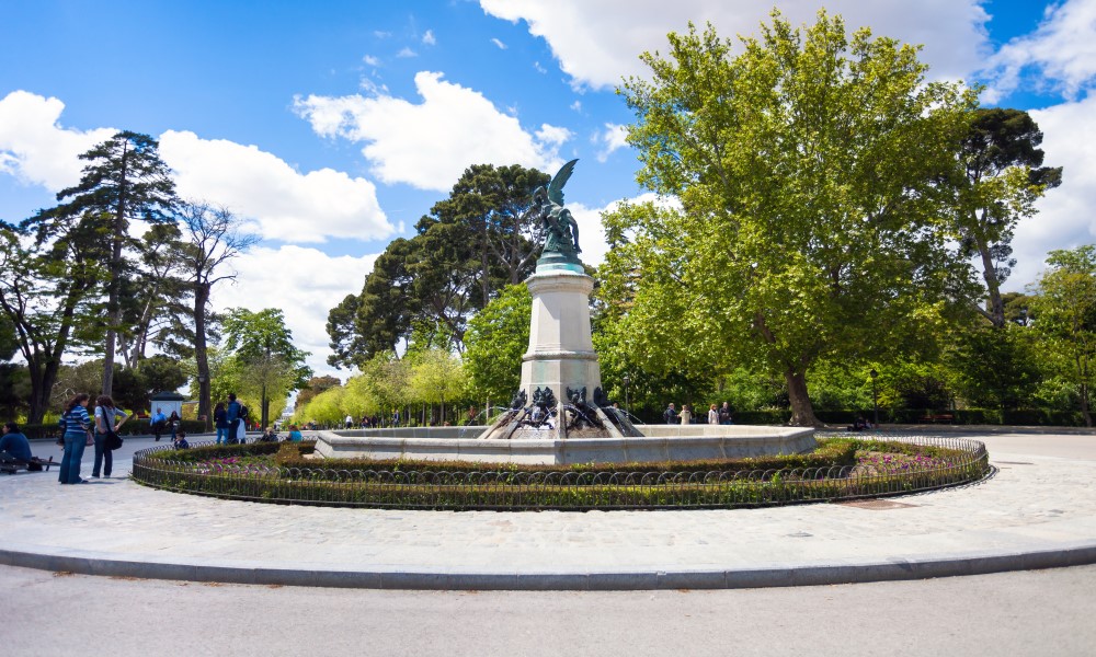 Monumento al Ángel Caído Retiro Madrid