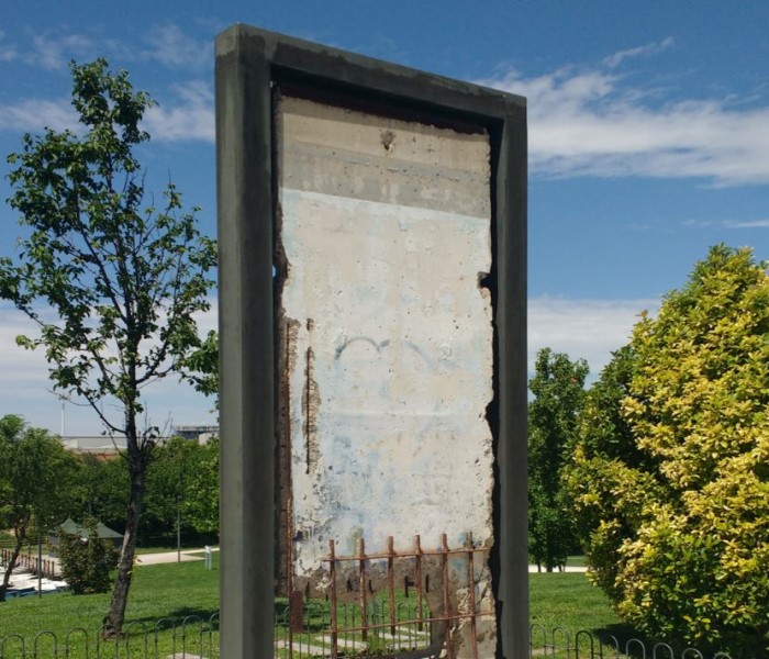 Muro de Berlín Parque Europa Madrid