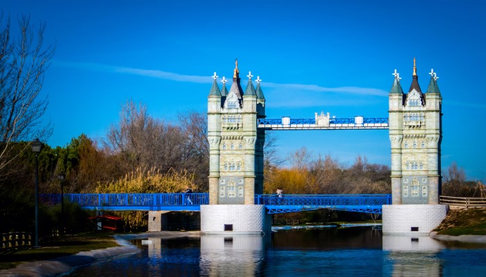 puente de londres parque europa madrid