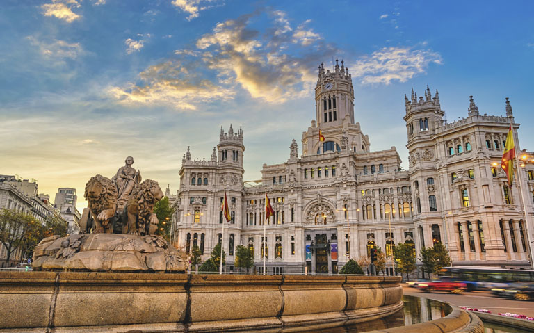 plaza cibeles madrid