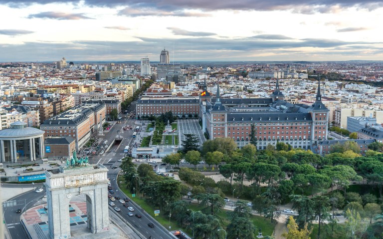 vistas mirador faro de Moncloa